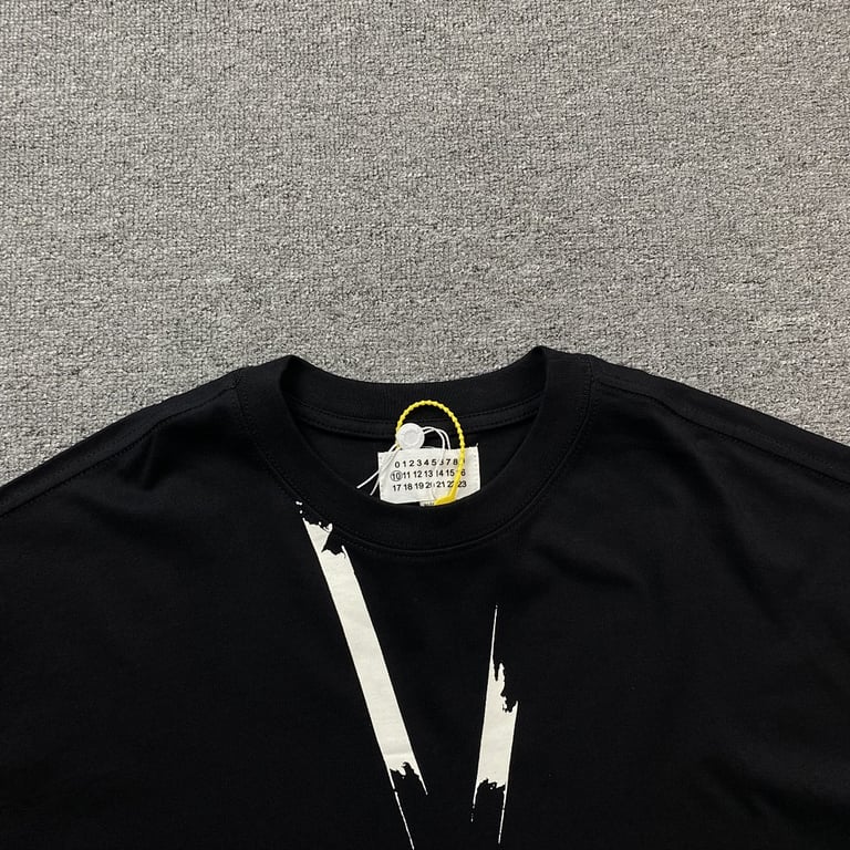 Maison Margiela MM6 Lanyard Graphic T-shirt - 9