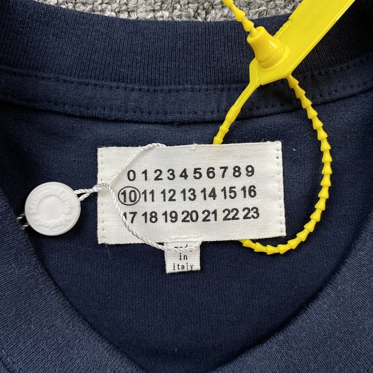 Maison Margiela MM6 Distorted Logo T-shirt - 6