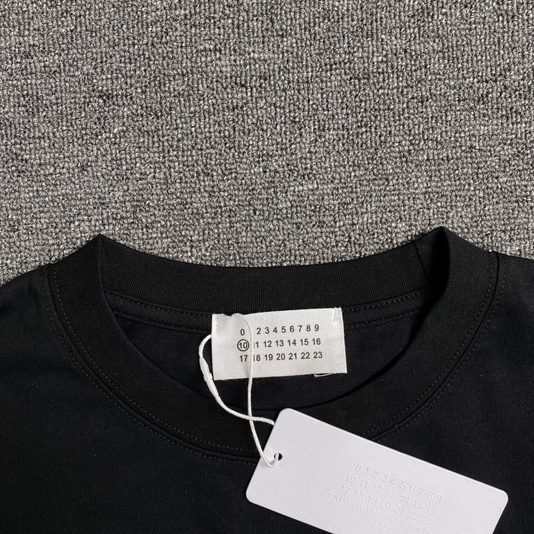 MM6 Maison Margiela Numeric Logo T-shirt - 10