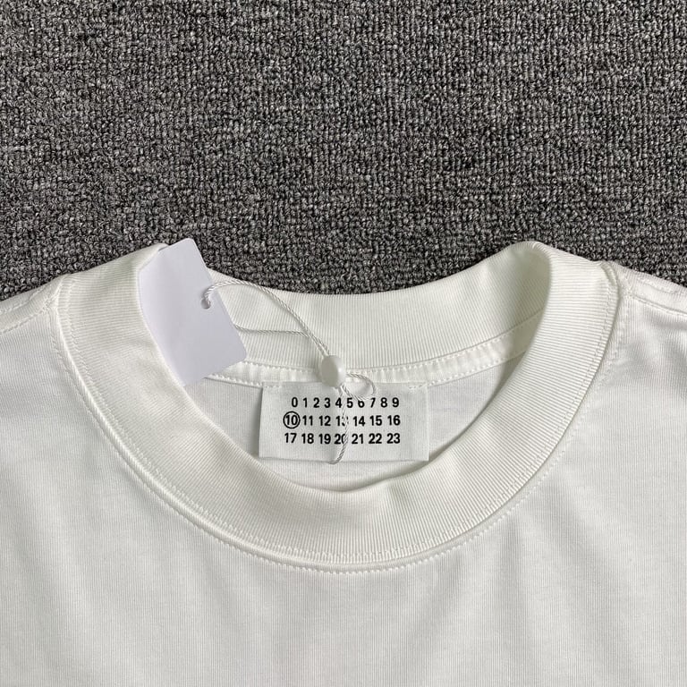 MM6 Maison Margiela Numeric Logo T-shirt - 6