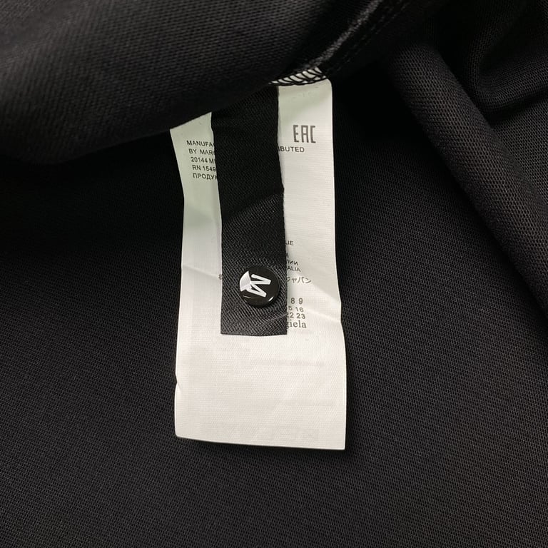 MM6 Maison Margiela Spray Graphic T-shirt - 10