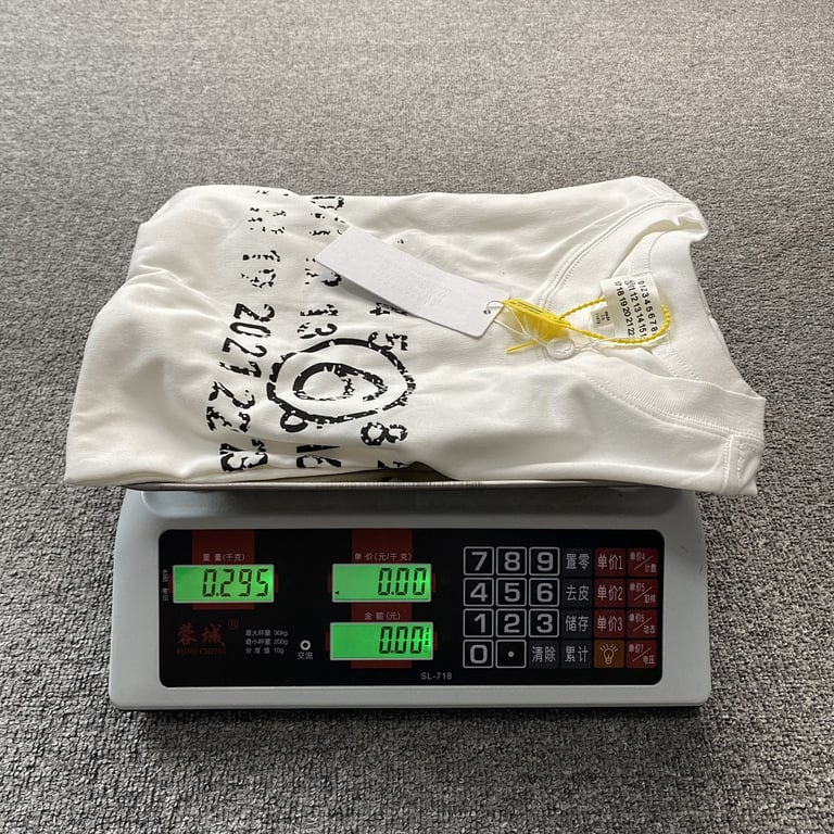 MM6 Maison Margiela Numeric Logo T-shirt - 16