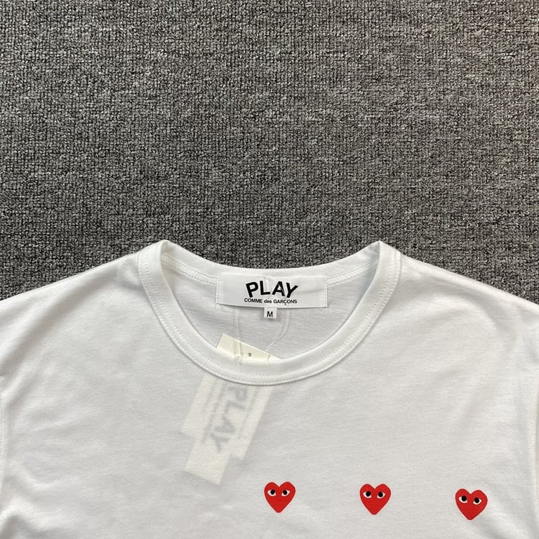 PLAY Triple Heart T-shirt - 18