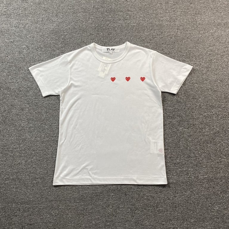 PLAY Triple Heart T-shirt - 19