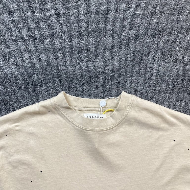 Maison Margiela MM6 Distressed Pocket T-shirt - 11