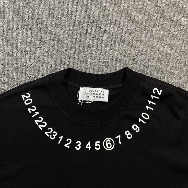 MM6 Maison Margiela Numeric Logo Long Sleeve T-shirt - 12