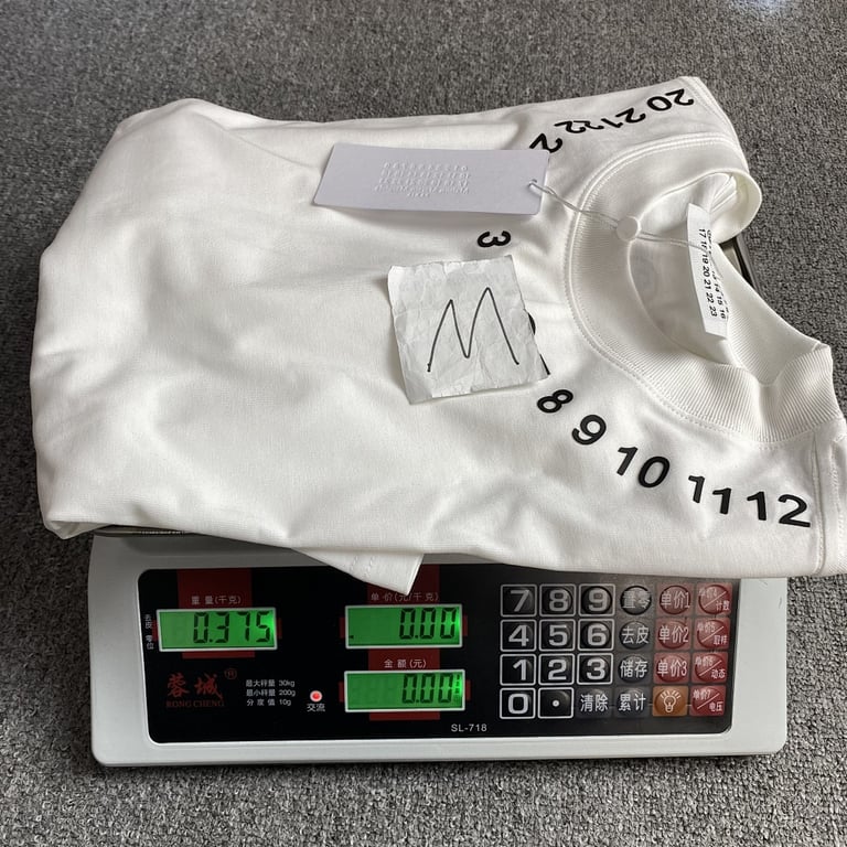MM6 Maison Margiela Numeric Logo Long Sleeve T-shirt - 14