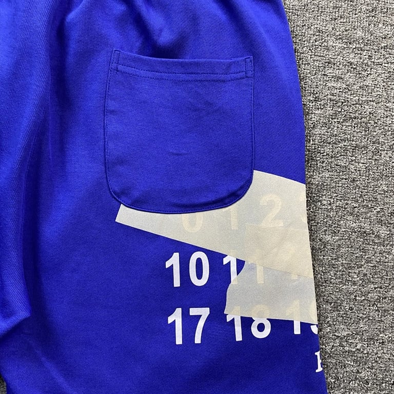 MM6 Maison Margiela Taped Numeric Logo Shorts - 9