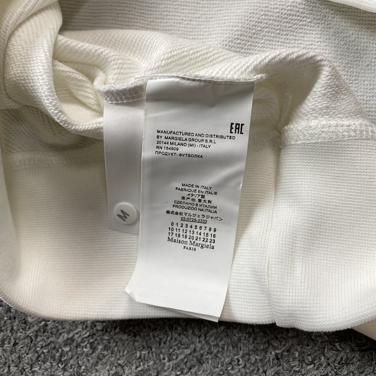 MM6 Maison Margiela Clock Graphic Crewneck - 12