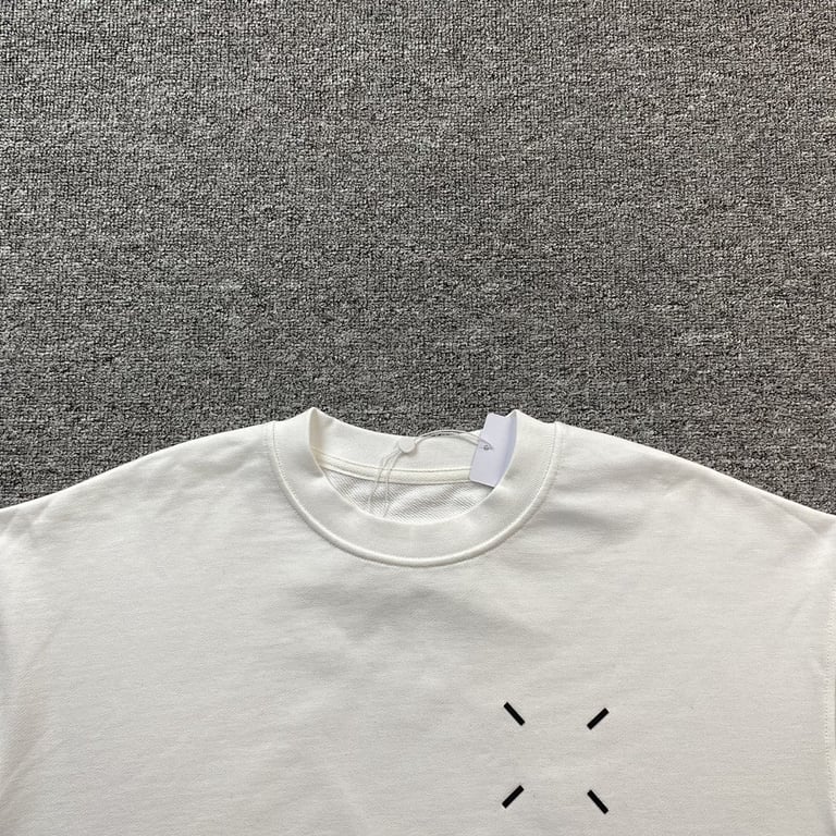 MM6 Maison Margiela Clock Graphic Crewneck - 10