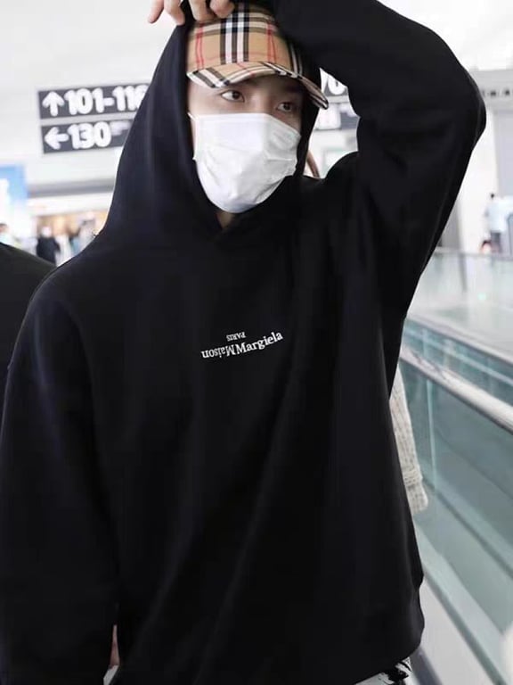 Maison Margiela Upside Down Logo Hoodie - 4