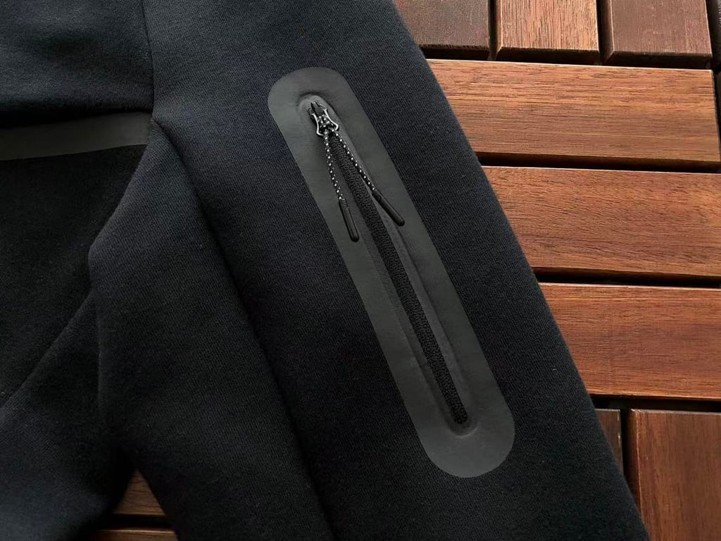 Nike Tech Fleece Full-Zip Hoodie and Pants Set Black - 17