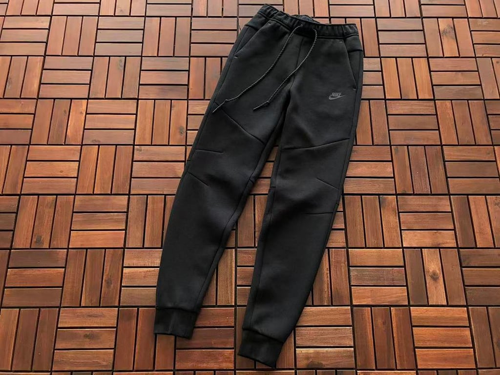 Nike Tech Fleece Full-Zip Hoodie and Pants Set Black - 50