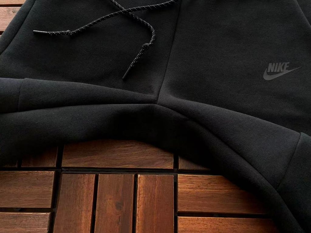 Nike Tech Fleece Full-Zip Hoodie and Pants Set Black - 58