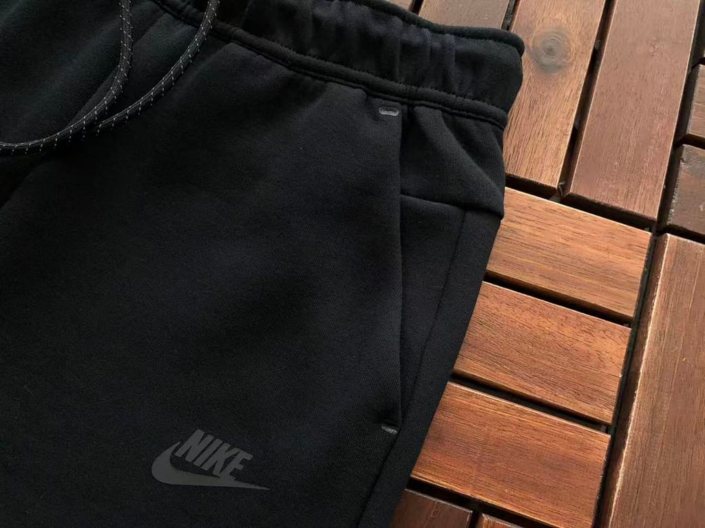 Nike Tech Fleece 2020 Tracksuit Black - 48