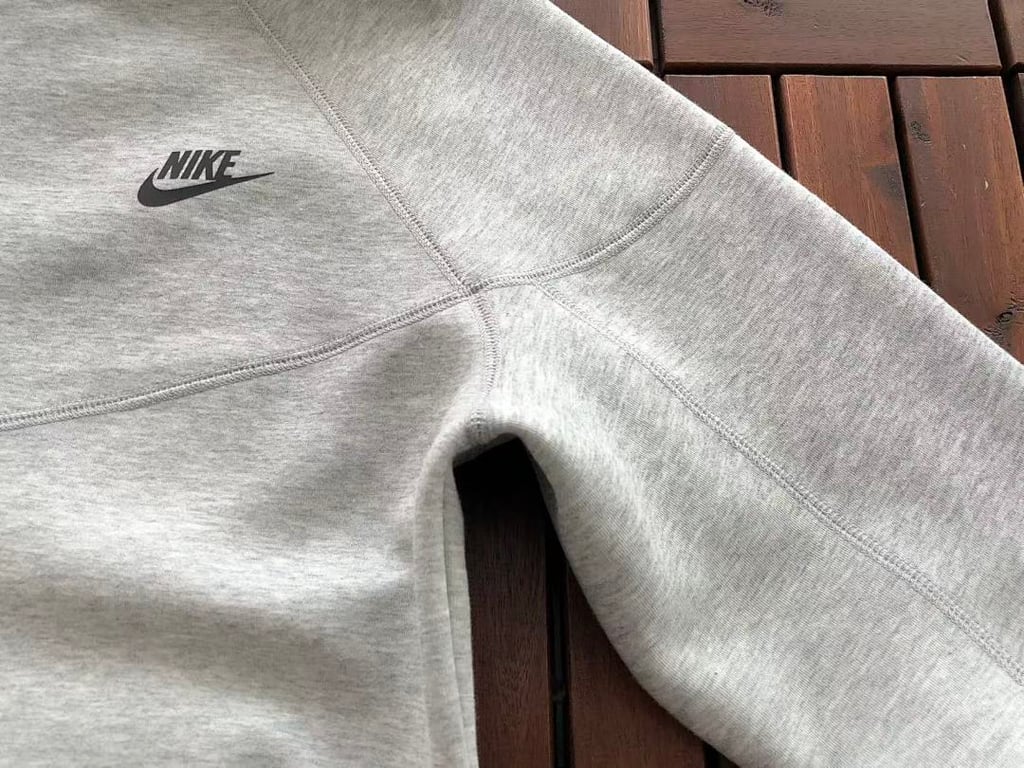 Nike Tech Fleece Tracksuit Grey - 14