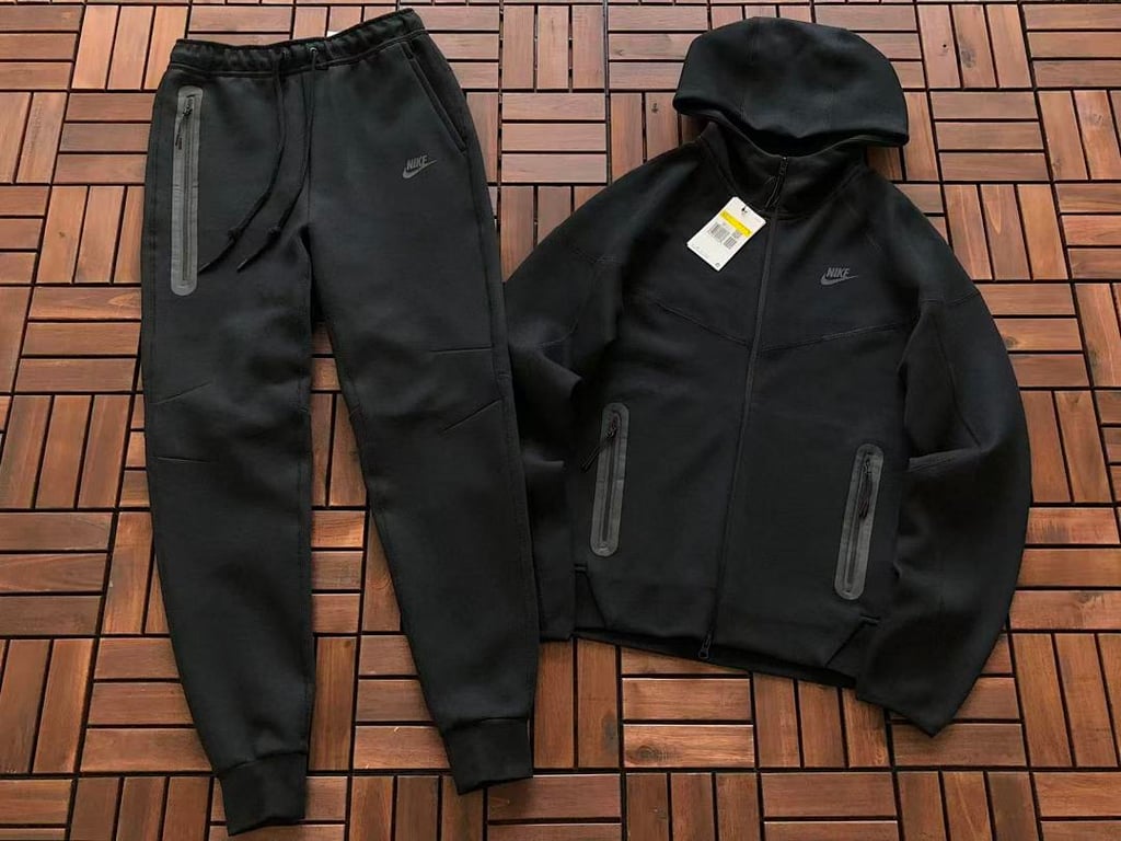 Nike Tech Fleece 2023 Tracksuit Black - 3