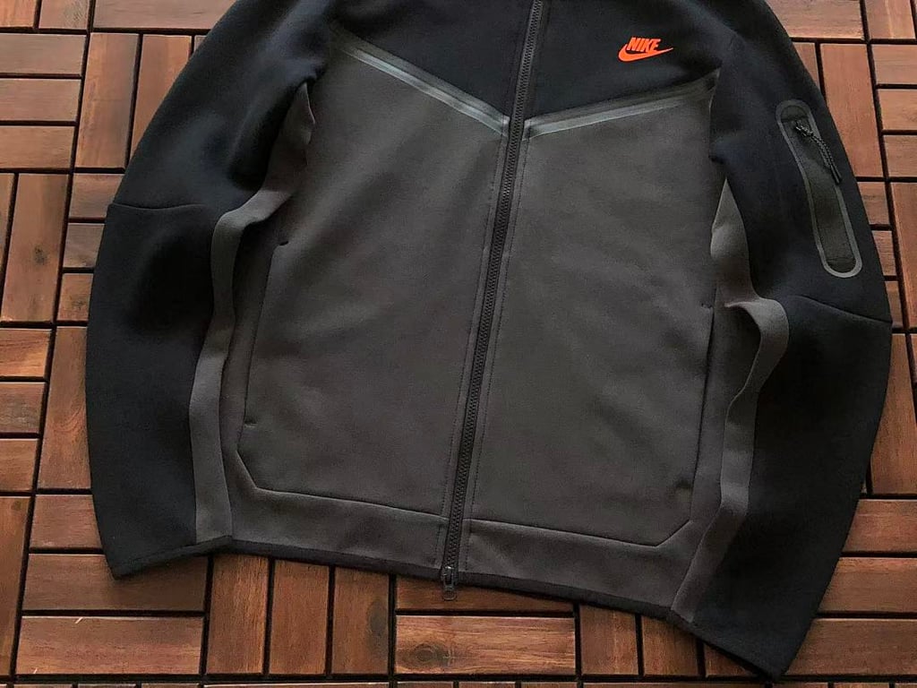 Nike Tech Fleece 2020 Tracksuit Black Orange - 10