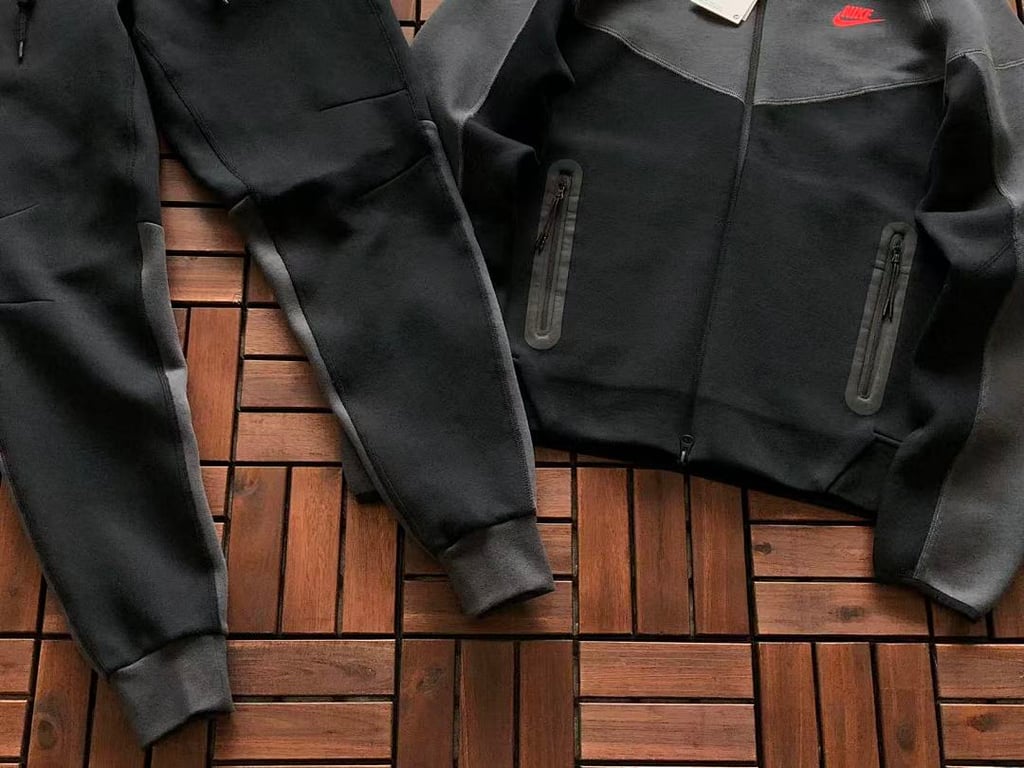 Nike Tech Fleece Set Black Grey Red - 6