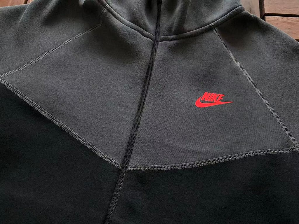 Nike Tech Fleece Set Black Grey Red - 14