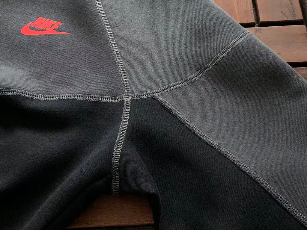 Nike Tech Fleece Set Black Grey Red - 18