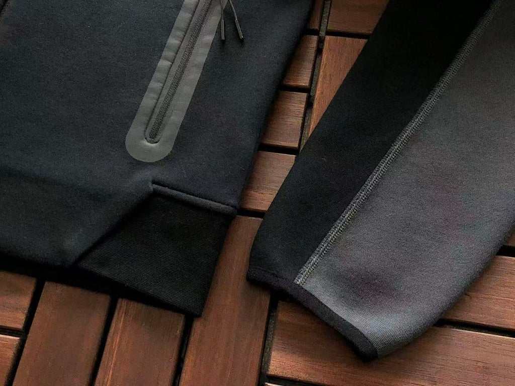 Nike Tech Fleece Set Black Grey Red - 26