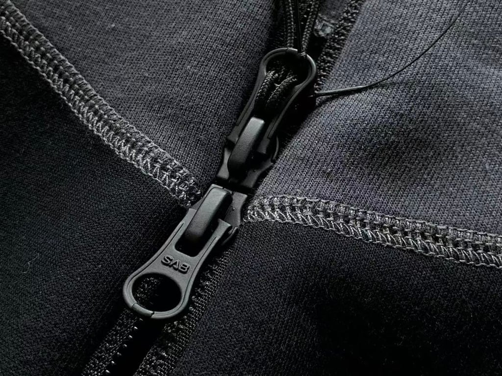 Nike Tech Fleece Set Black Grey Red - 36