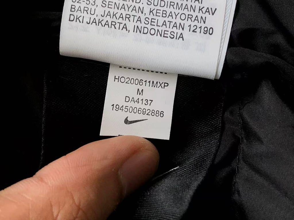 Nike Nocta Puffer Jacket Black Yellow - 42