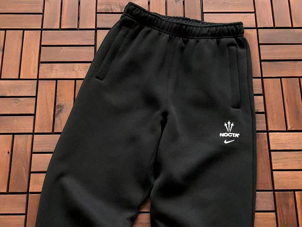 Nike Nocta Zip Hoodie & Trousers Set - 42