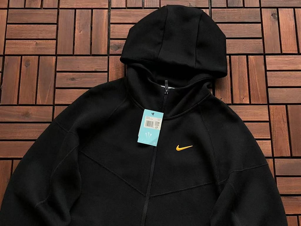 Nike x Nocta Tech Fleece Tracksuit - 31