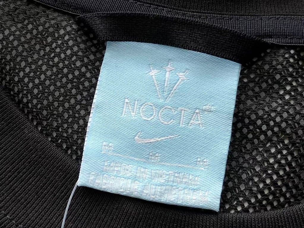 Nike Nocta Golf Long-Sleeve Top - 40