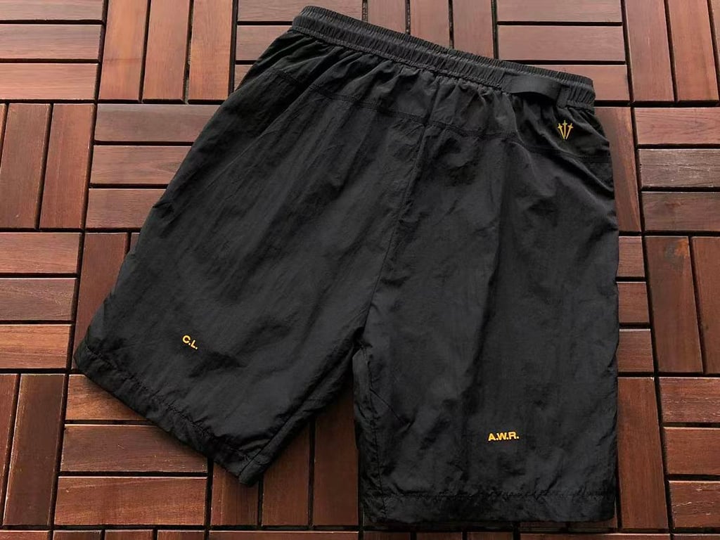 Nike Nocta Tech Shorts - 22