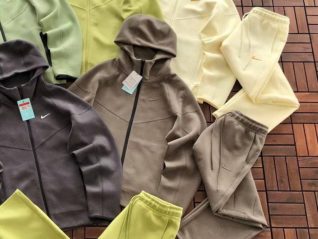 Nike Nocta Tech Fleece Hoodie & Trousers Set - 10