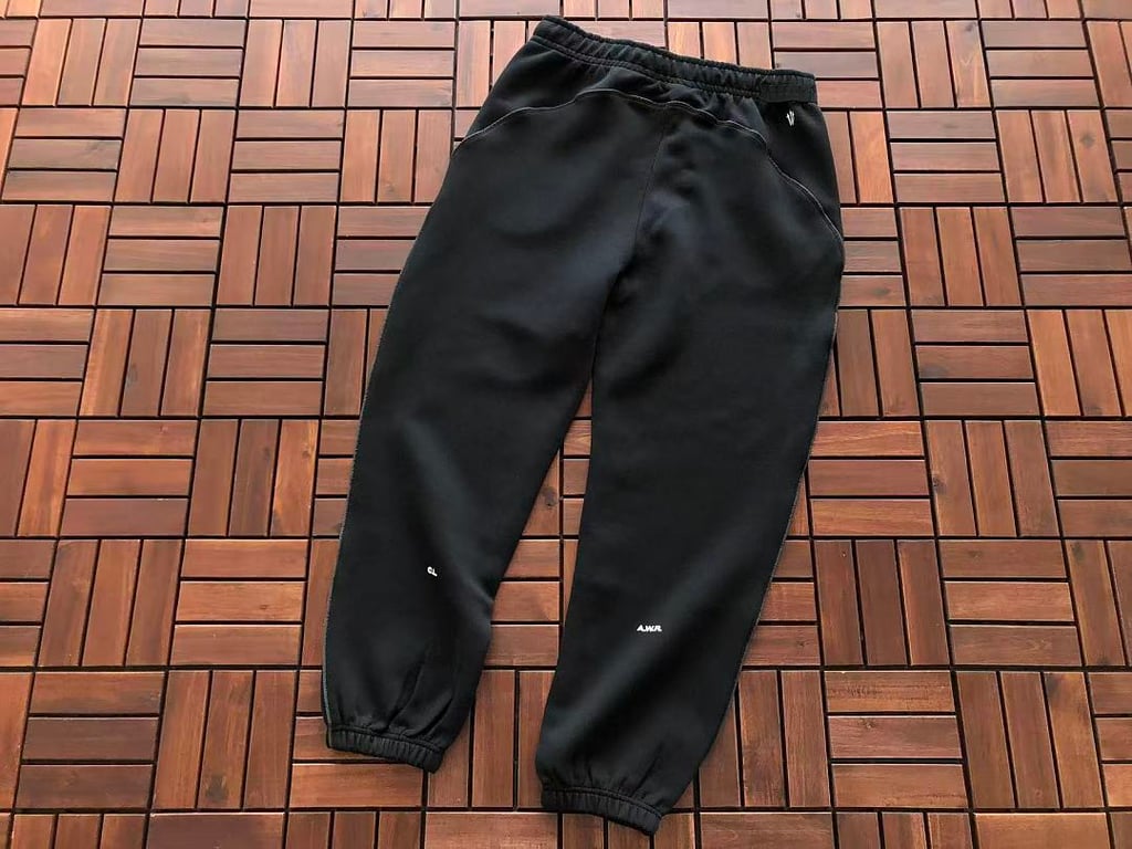 Nike Nocta Essential Crewneck & Sweatpants Set - 41