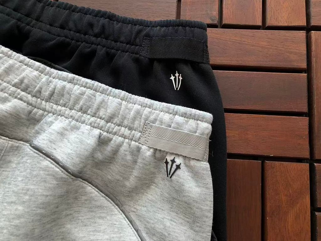 Nike Nocta Essential Crewneck & Sweatpants Set - 48