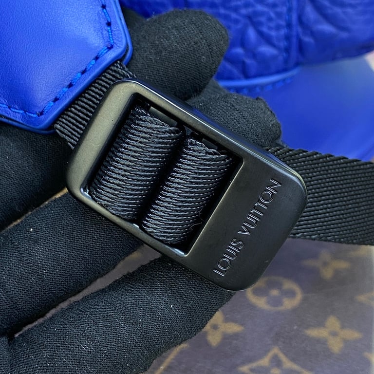 Louis Vuitton Christopher MM Monogram Blue M23189 - 5