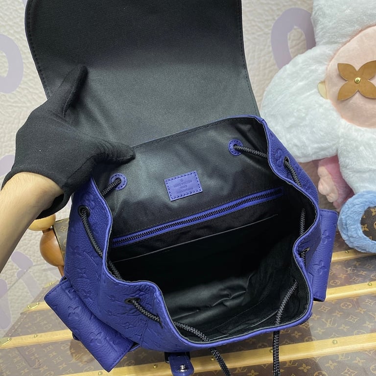 Louis Vuitton Christopher Backpack Monogram Taurillon Deep Blue - 5