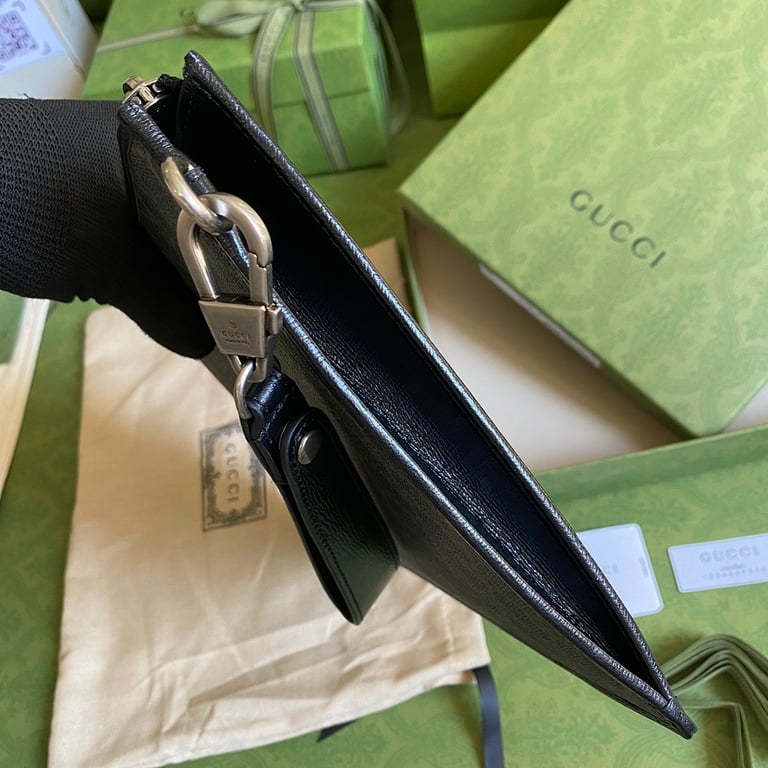 Gucci GG Supreme Interlocking G Pouch Black - 8