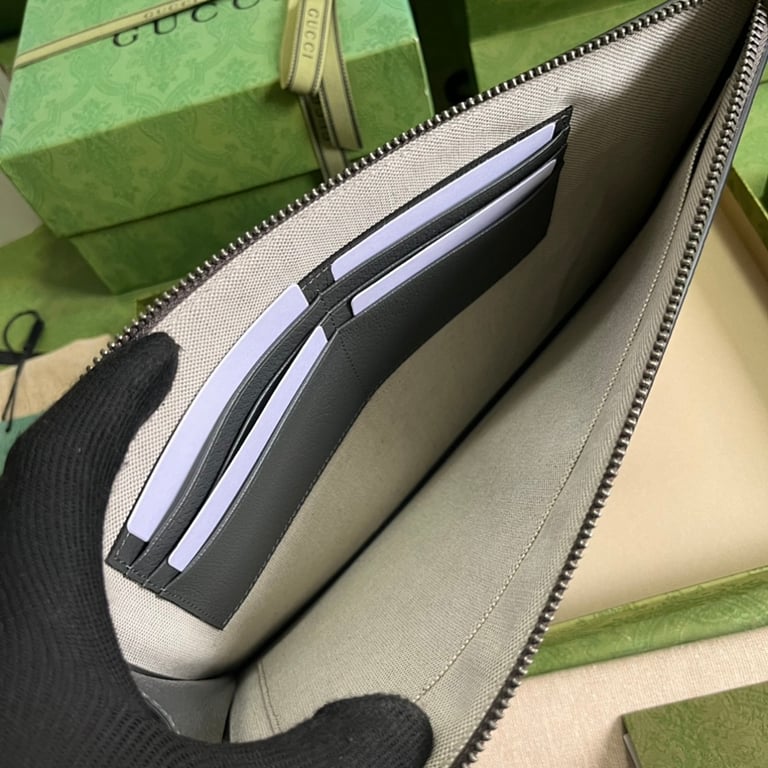 Gucci GG Marmont Leather Clutch Grey - 2