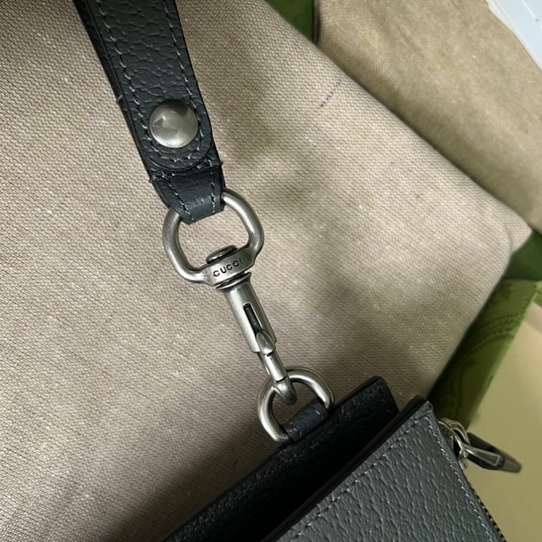 Gucci GG Marmont Leather Clutch Grey - 3