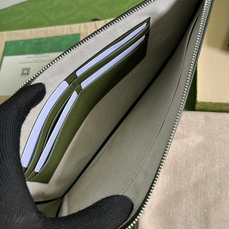 Gucci GG Marmont Leather Clutch Forest Green - 2