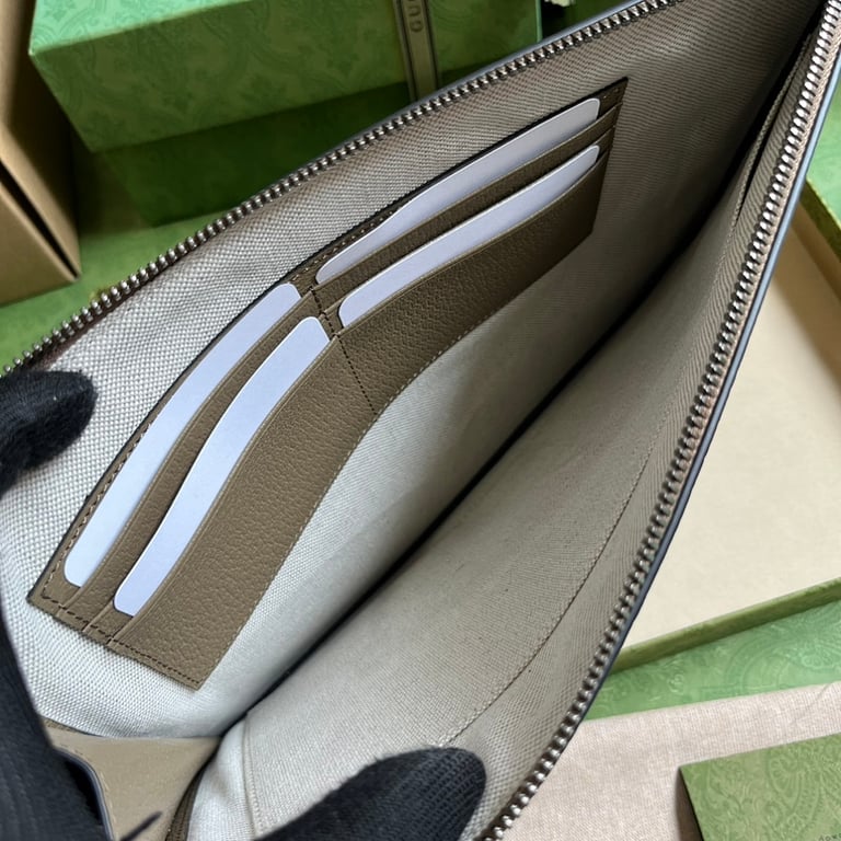 Gucci GG Marmont Leather Clutch Grey - 2