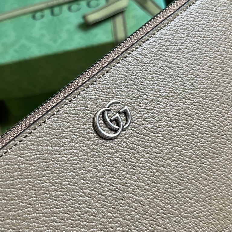 Gucci GG Marmont Leather Clutch Grey - 6