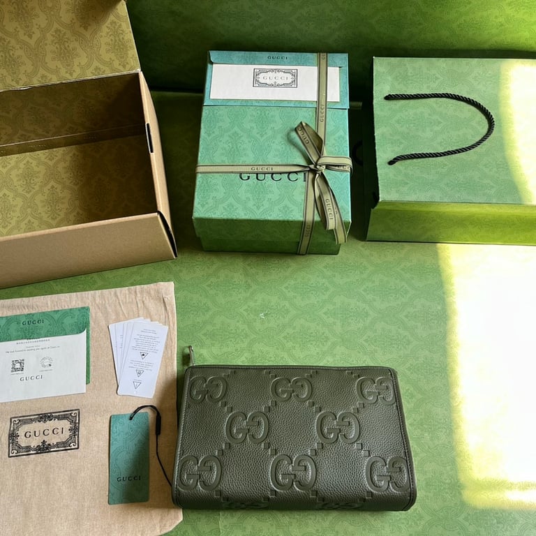 Gucci Jumbo GG Leather Clutch Green - 2