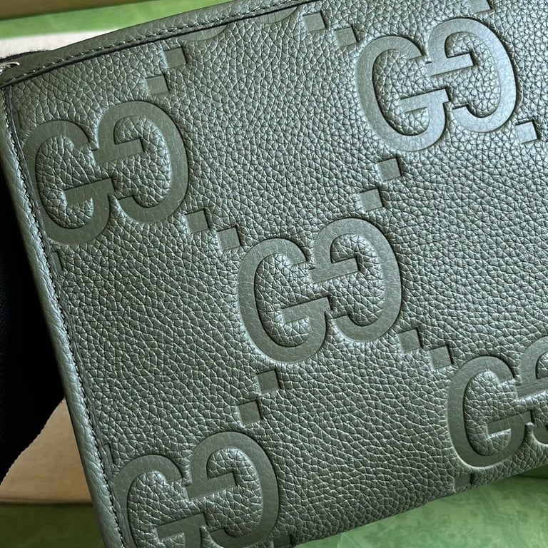 Gucci Jumbo GG Leather Clutch Green - 6