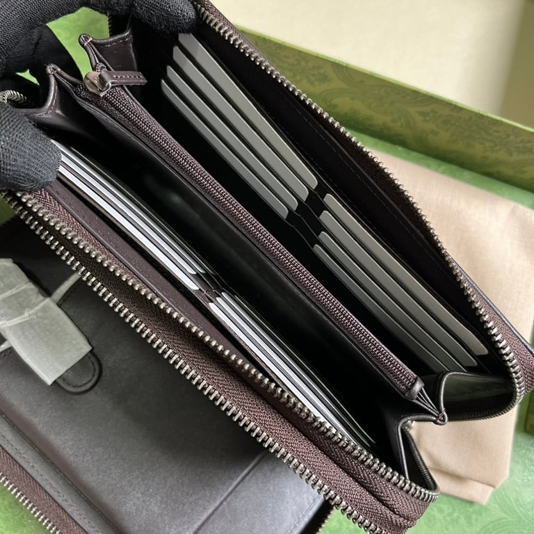 Gucci Jumbo GG Travel Document Case - 2