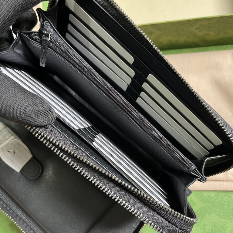 Gucci Jumbo GG Travel Document Case Black - 2