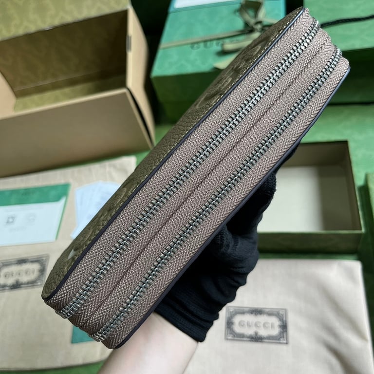 Gucci Jumbo GG Travel Case Grey - 8