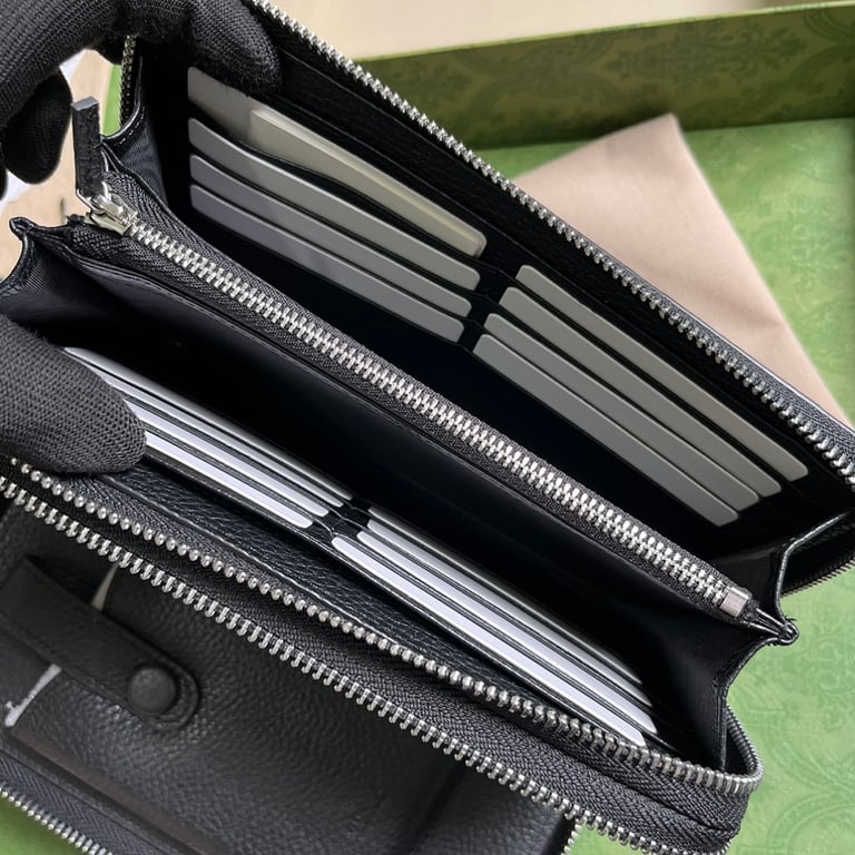 Gucci Jumbo GG Travel Document Case Black - 2