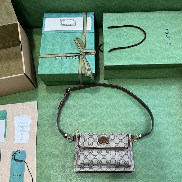 Gucci Interlocking G GG Supreme Belt Bag 746300 - 2